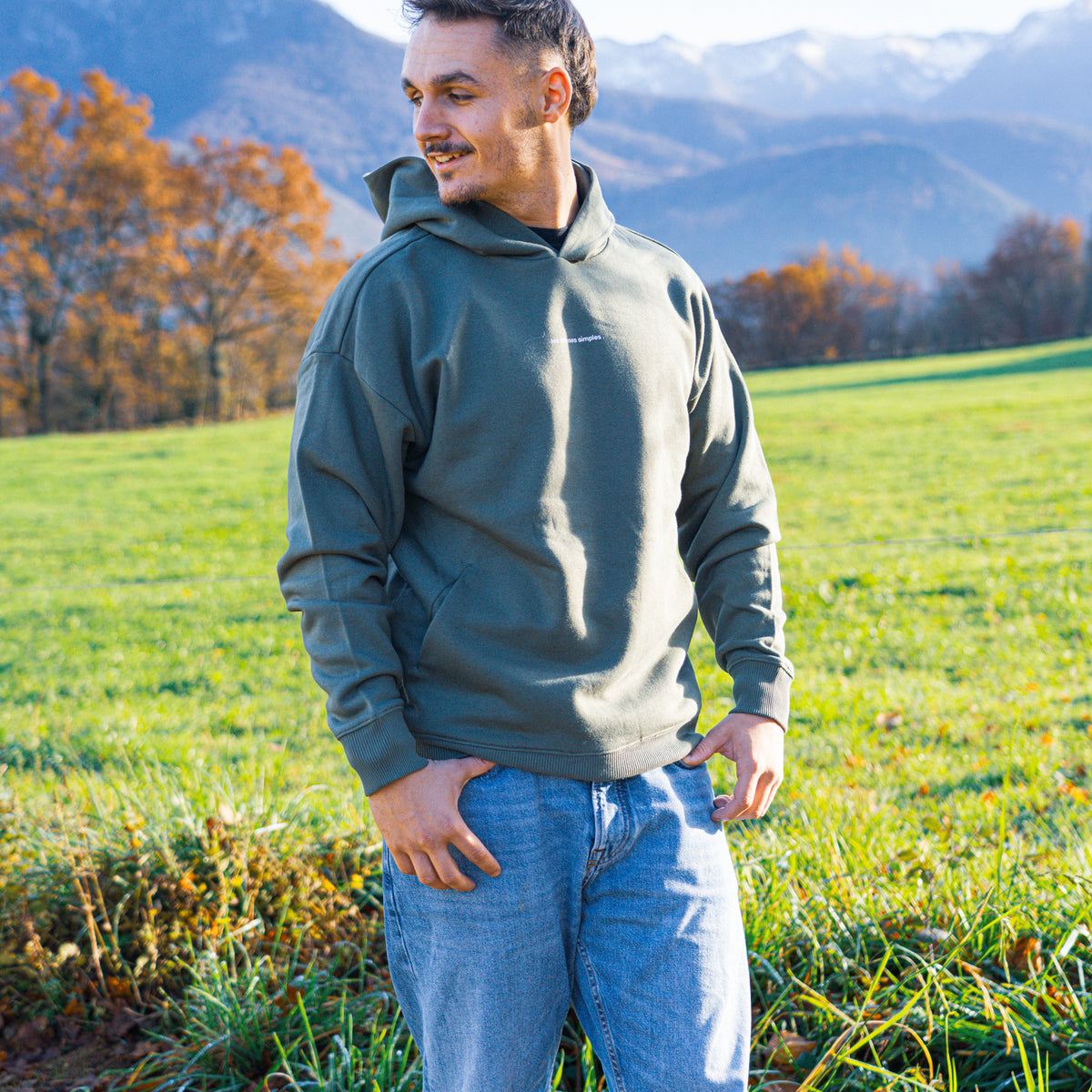 SWEAT CAPUCHE . LCS KHAKI – Les choses simples